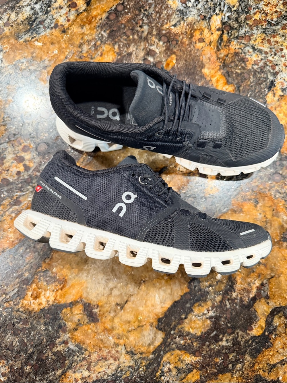 On Women’s Cloudswift Athletic Shoes - Black/White